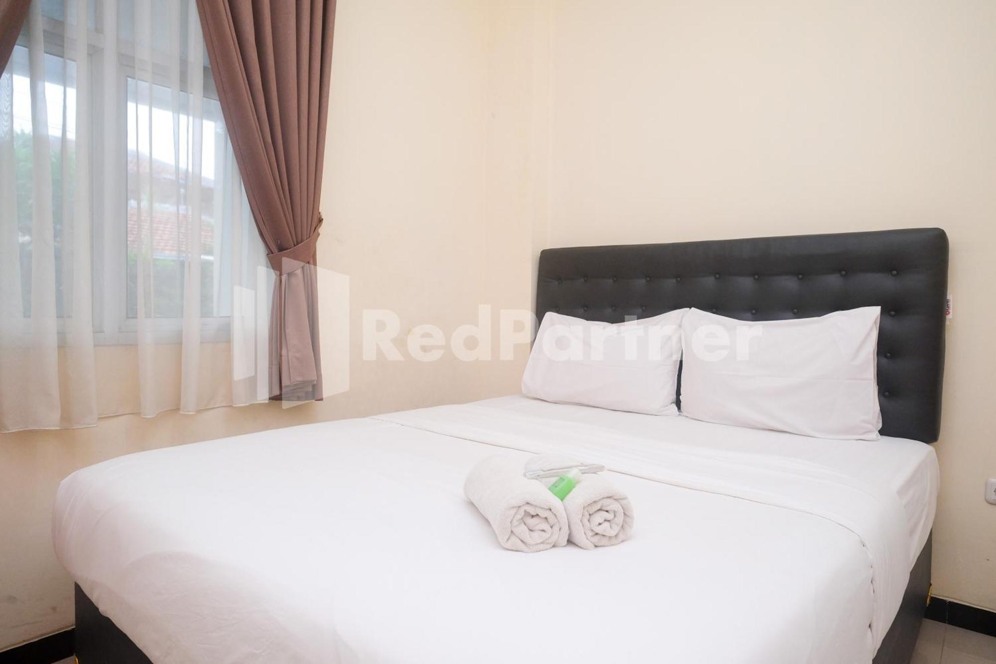 Griya Loka 2 Syariah Near Simpang Lima Mitra Reddoorz Hotel Semarang Buitenkant foto