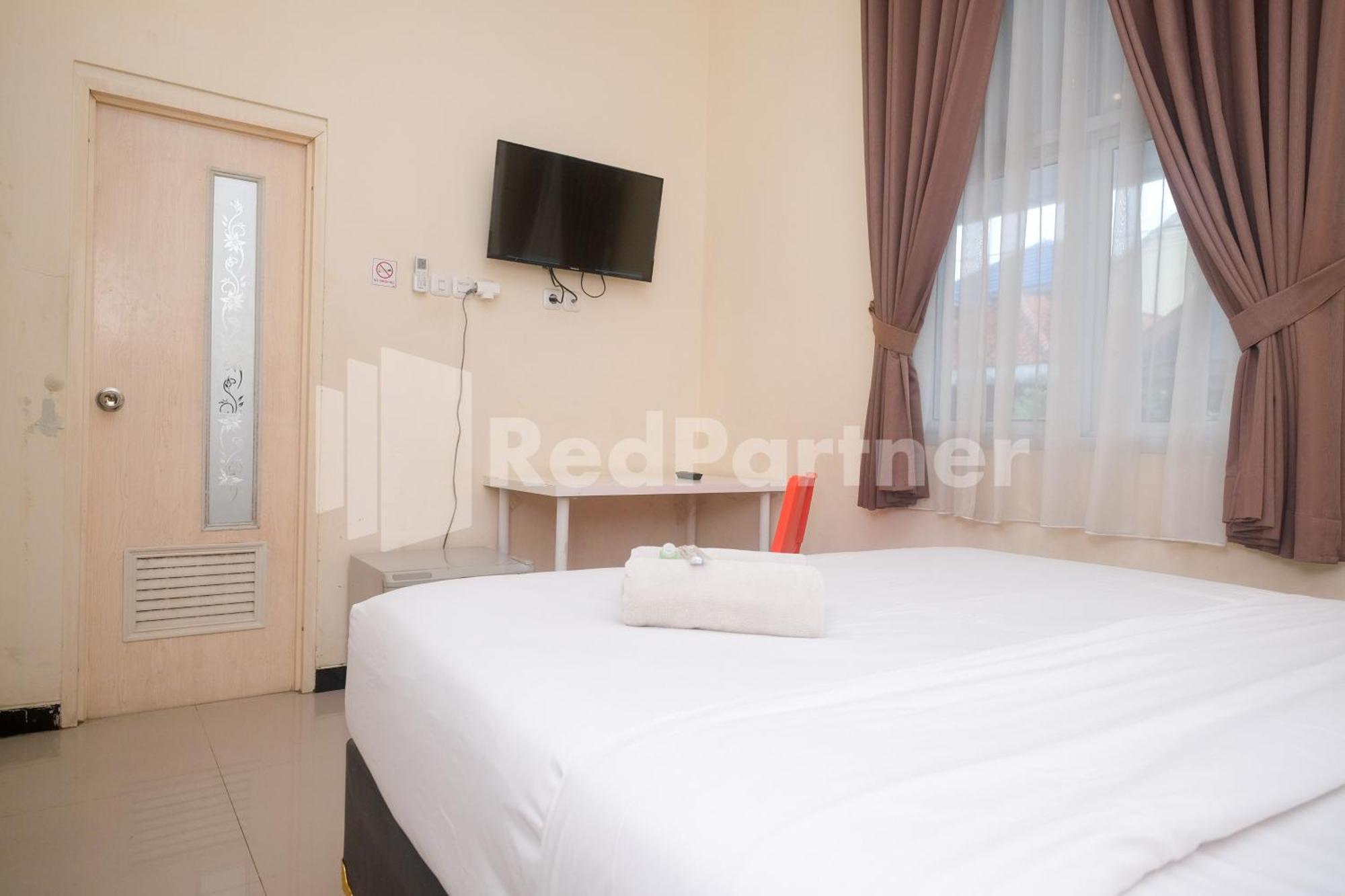 Griya Loka 2 Syariah Near Simpang Lima Mitra Reddoorz Hotel Semarang Buitenkant foto