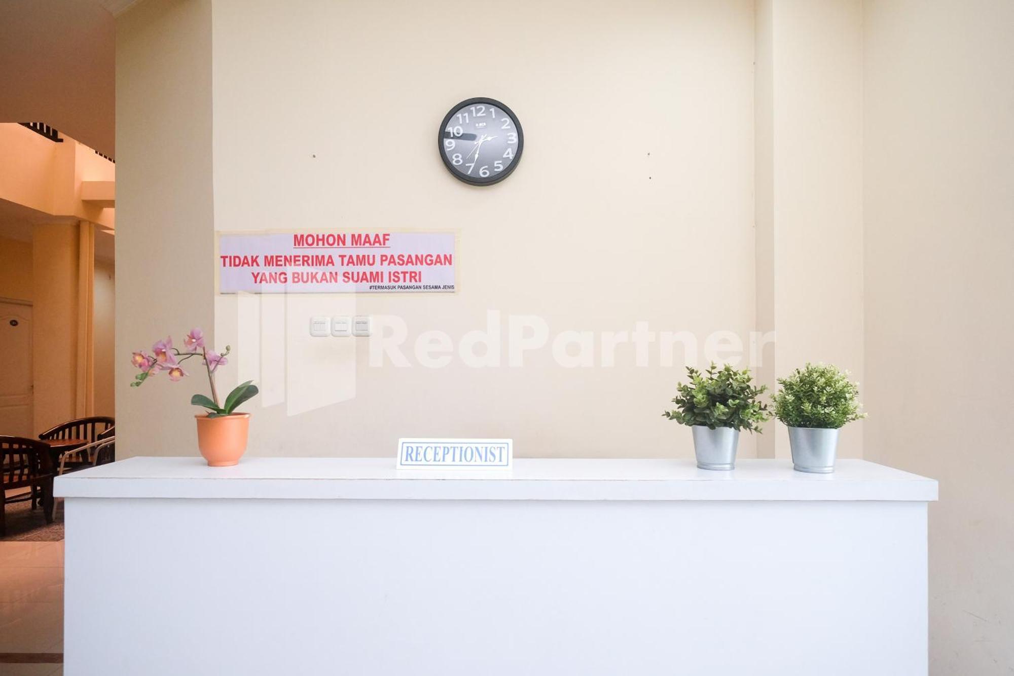 Griya Loka 2 Syariah Near Simpang Lima Mitra Reddoorz Hotel Semarang Buitenkant foto