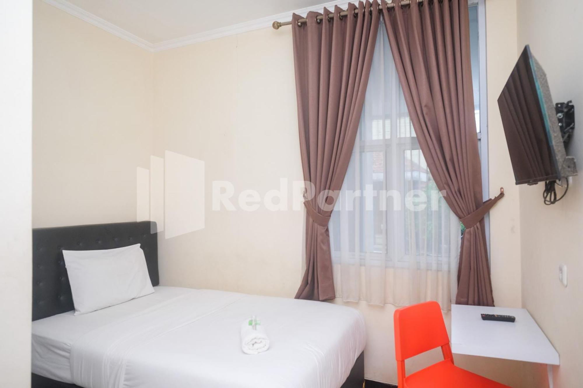 Griya Loka 2 Syariah Near Simpang Lima Mitra Reddoorz Hotel Semarang Buitenkant foto