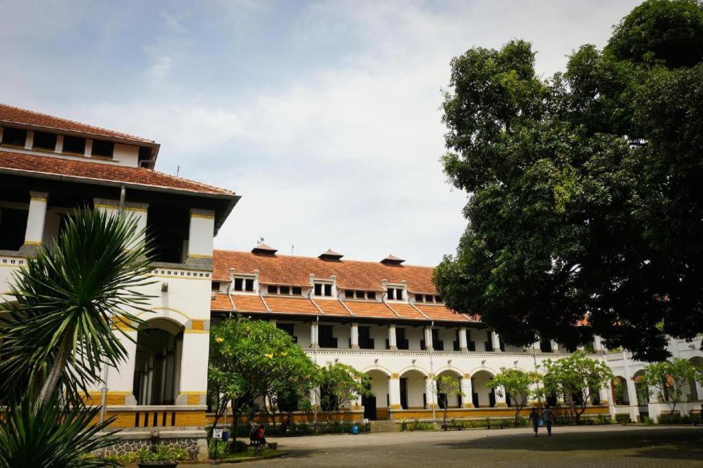 Griya Loka 2 Syariah Near Simpang Lima Mitra Reddoorz Hotel Semarang Buitenkant foto